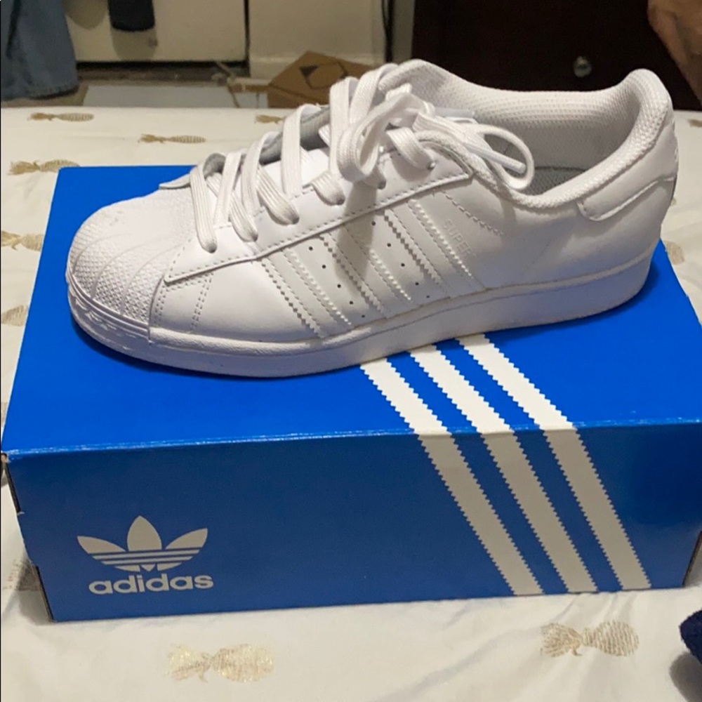 Adidas shell top